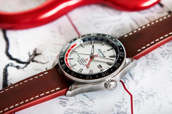 全新Alpiner极岭 4 GMT商旅两地时区自动腕表
