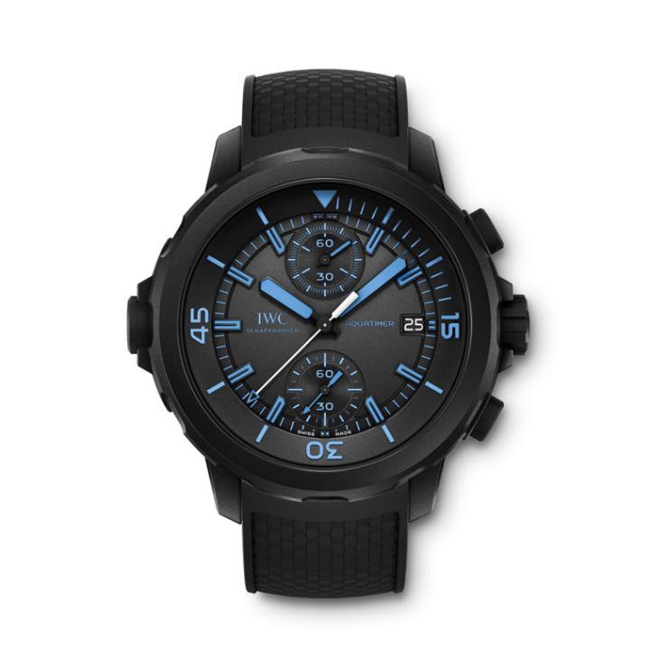 洋时计计时腕表「加拉帕戈斯50年科学成就」特别版，配有夜光蓝色指针及时标