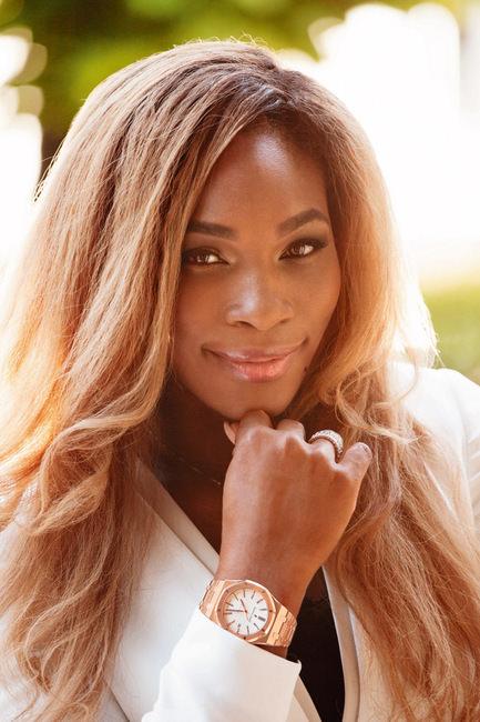 Serena Williams佩戴皇家橡树离岸型41毫米玫瑰金腕表