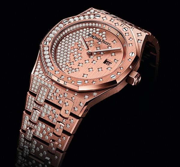 皇家橡树系列女装腕表，表壳及表盘以541颗明亮型切割美钻装饰
