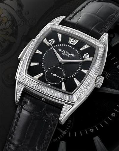 百达翡丽5033P 型号铂金镶钻石自动上链三问年历腕表备黑色表盘，年份约2011