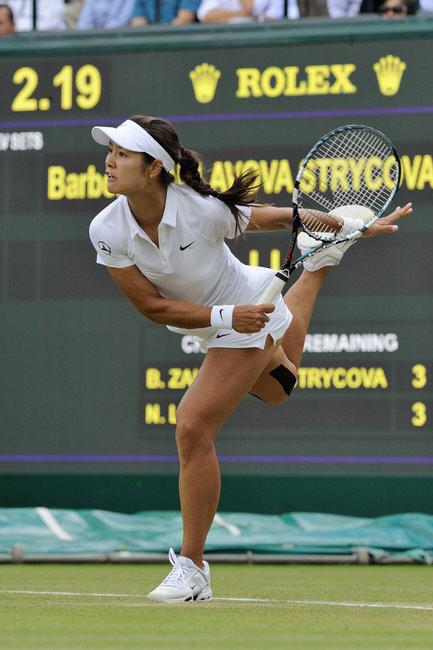 网球史上第一个获得单打大满贯冠军头衔的中国选手李娜