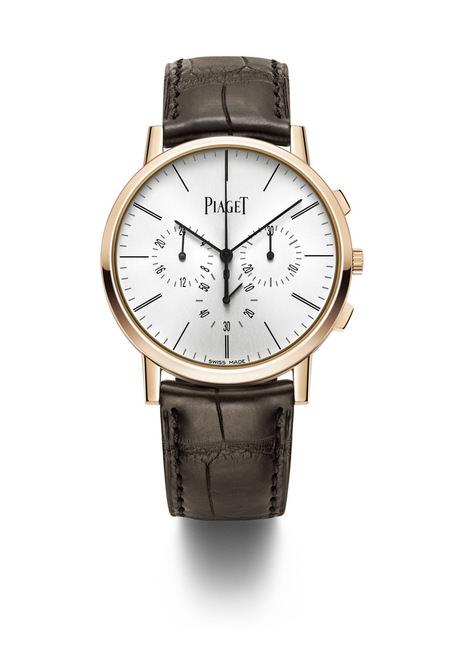PIAGET伯爵高级钟表制造厂得以成就出这枚卓越的手动上链飞返计时腕表，机芯及表壳厚度更双双刷新世界纪绿，纤薄细致