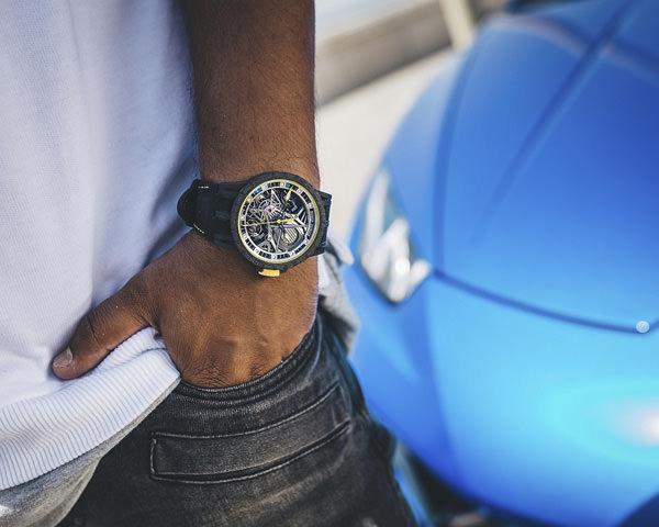 Roger Dubuis Excalibur Aventador S腕表，限量88只