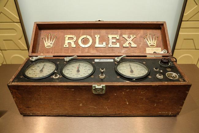 本次展览所展示出1955年迪通拿赛事所使用的车速表