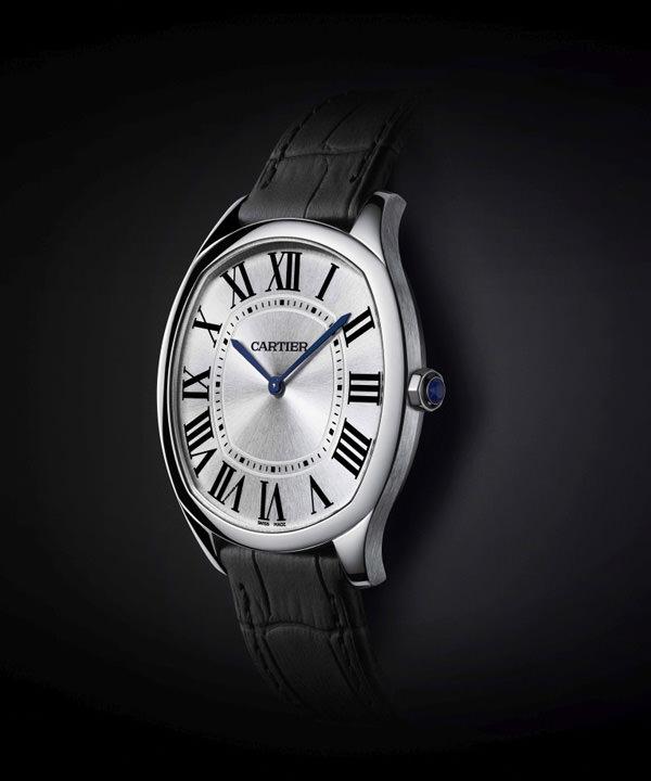 Drive de Cartier系列超薄腕表，白金表壳