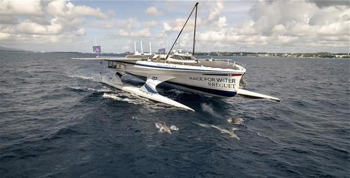 宝玑表与海洋保护基金会（Race for Water Foundation）共同于2018年巴塞尔表展上发表全新合作关系，其中品牌将与海洋保护基金会共同推进2017-2021年奥德赛航行旅程