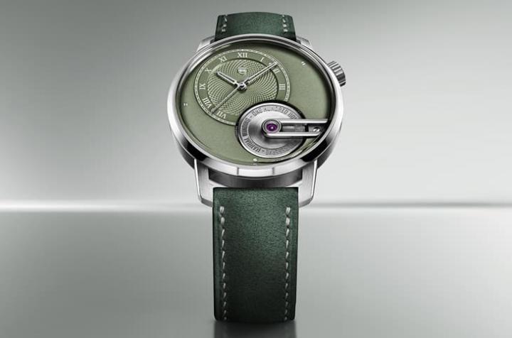 Tribute 1 Green 取材自森林绿意,将自然的永恒和谐转化为腕间诗意,让正装表注入清新生命力与宁静气息。