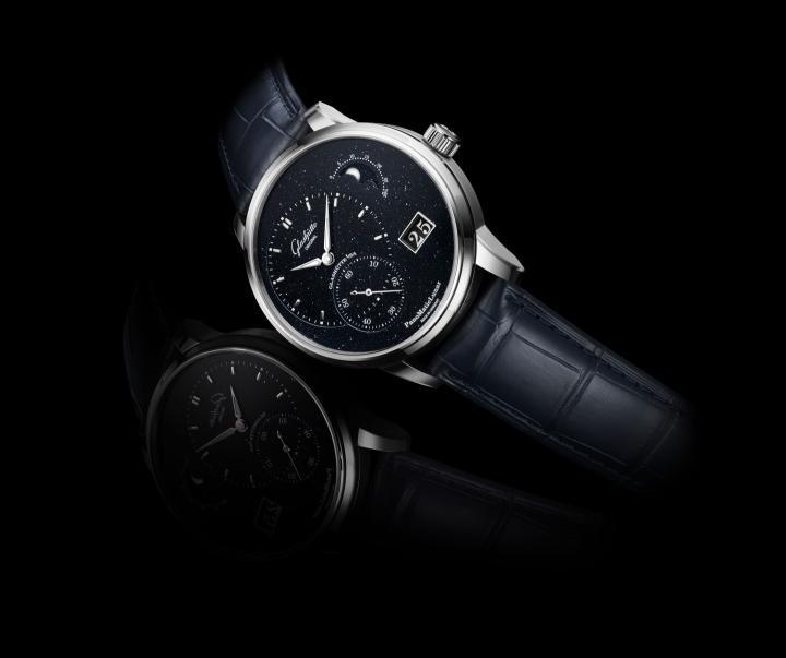 PanoMaticLunar 偏心月相腕表 180 周年纪念版限量 180 只,于 2025 年 9 月起在格拉苏蒂原创专卖店及官方授权经销商正式发售。