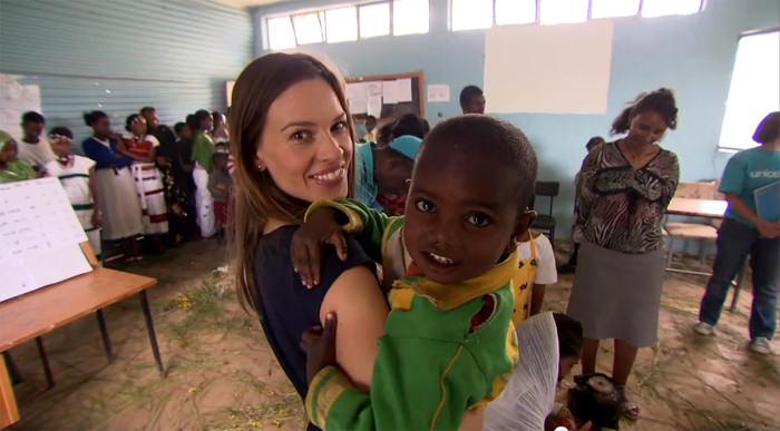 希拉里•斯旺克携手Montblanc万宝龙和联合国儿童基金会访问埃塞俄比亚（2013）