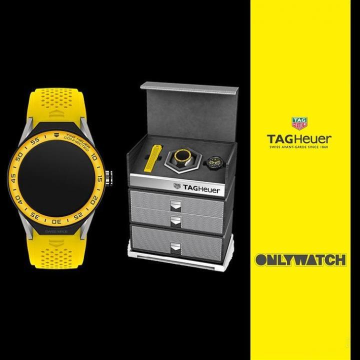 为了呼应本年度Only Watch拍卖会的黄色主色，因此本次 TAG Heuer 泰格豪雅的特别版套表也同步换上显眼的黄色调