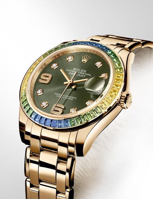  劳力士Oyster Perpetual Datejust Pearlmaster的新款腕表展现出黄金与彩色宝石的璀灿魅力