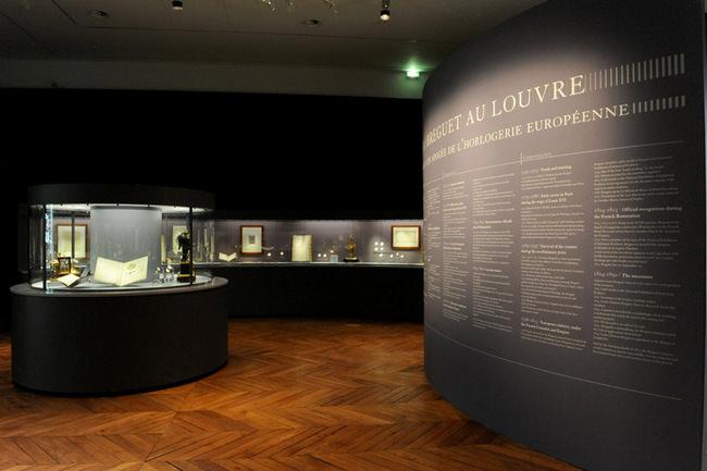 BREGUET为卢浮宫的路易十四到路易十六展厅修复项目的主要赞助