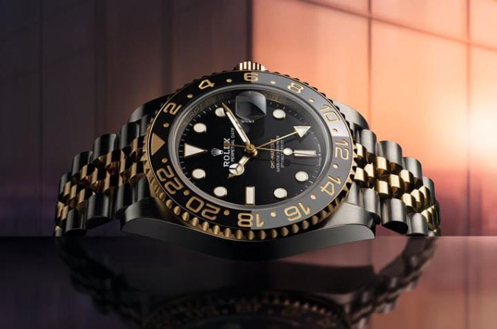 GMT-Master II系列新增黄金材质款式，包括黄金表壳与黄金钢表壳一并问世。