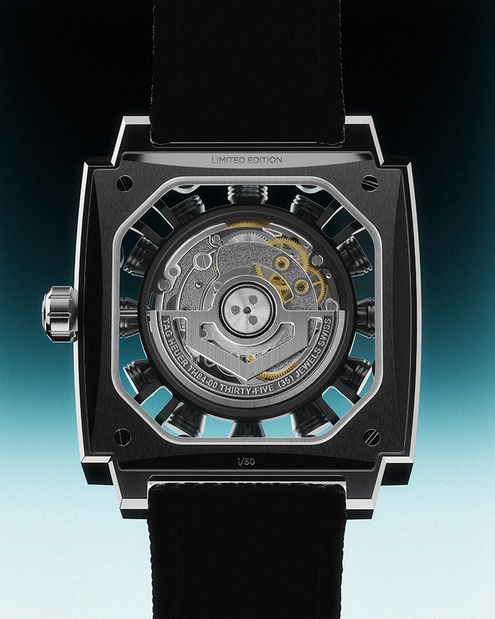驱动 TAG Heuer Monaco Speed 12 限量版腕表的核心，是 La Fabrique du Temps Louis Vuitton 制表工坊研发制造的 Calibre TH84-00 自动上链机芯，凝聚工坊从高端机芯开发到精细打磨修饰的深厚制表功底。