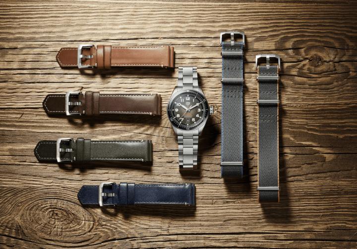 每款腕表的表带或表链皆可互换，消费者可以自由选购不同的风格组合，配搭自己的独特造型，创造专属个人品味腕表