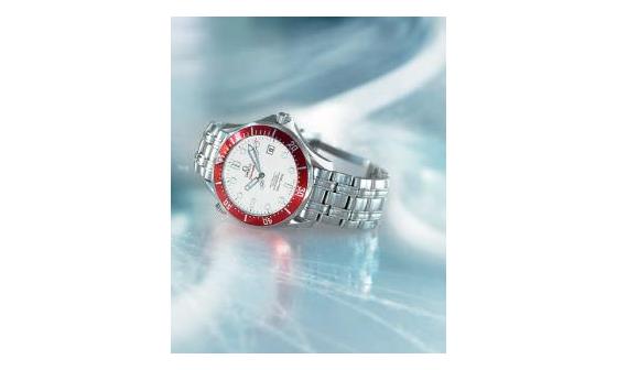 Omega欧米茄发布了一款特别限量版手表纪念2010年温哥华奥运会倒计时的开始
