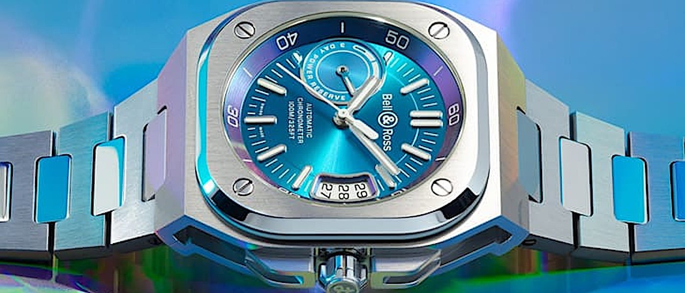 BELL & ROSS BR-X5日期表换上面盘颜色会不断变化的虹彩设计引人注意