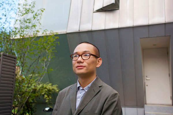 中国建筑师赵扬是入选劳力士创艺推荐资助计划的第一位建筑类门生 2012年摄于东京，日本 图片来源： ©Rolex/Hideki Shiozawa