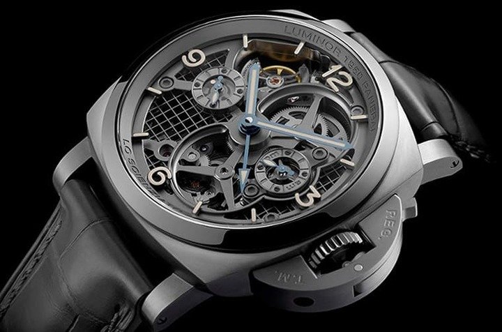 沛纳海于2016年制作的Lo Scienziato─Luminor1950 Tourbillon GMT Titanio为表坛较早应用3D打印技术制表的先锋作品。