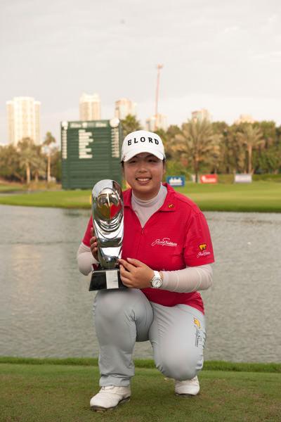 在欧米茄迪拜女子大师赛中，冯珊珊破纪录夺冠