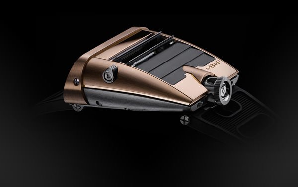 MB&F HM5 RT出色的楔型表壳