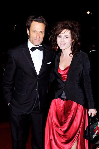 英帝国司令勋章(CBE)获得者女演员海伦娜·博南·卡特(Helena Bonham Carter)及《搏击俱乐部》服装师迈克尔·卡普兰 (Michael Kaplan)