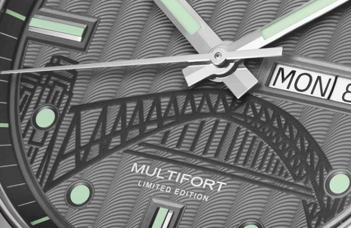 灵感源于建筑20周年先锋系列限量表于面盘下半部镌刻雪梨港湾大桥图案，突显手表特别版身份。