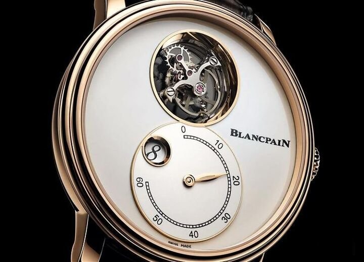 Villeret 系列先前不曾使用过跳时或逆跳分钟设计，如今在这款表上同步集结，搭配大明火珐琅的上乘质感，看似清爽的面盘实际上充满高深制表功夫