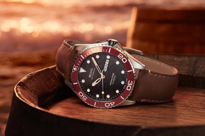 Ocean Star 200C 腕表