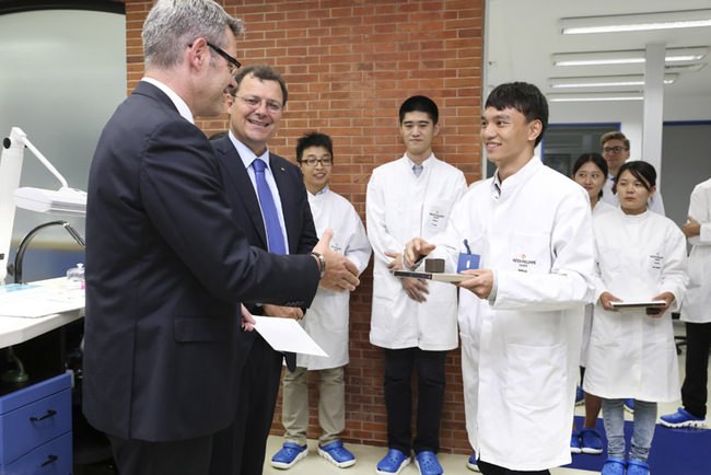 百达翡丽上海英才中心作育英才，期待培训出在亚洲专业的制表师