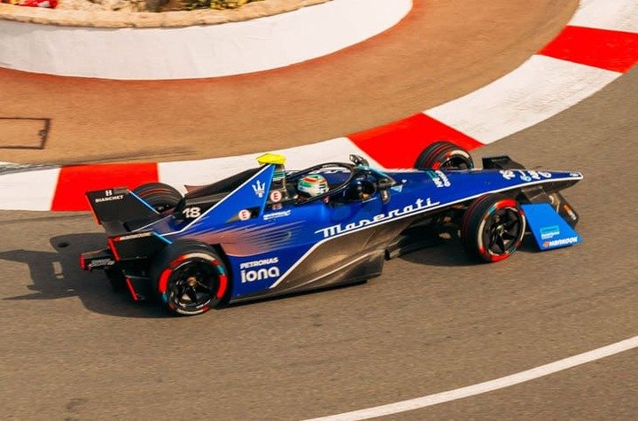 BIANCHET备受专业运动员青睐，2024年成为MASERATI官方正式合作伙伴，并出任MSG Racing Formula E车队指定官方计时成员。