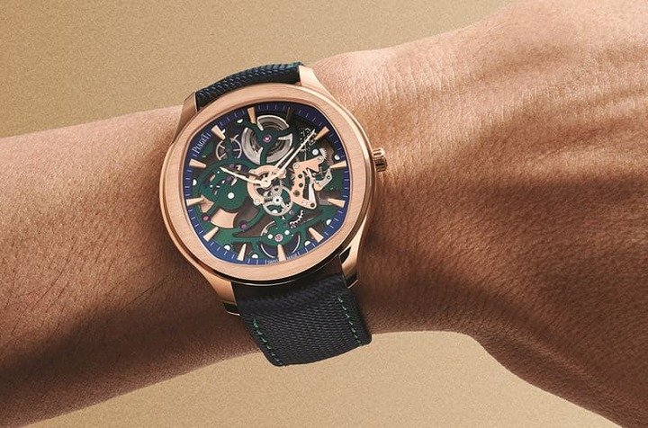 实际佩戴PIAGET Polo镂空表Only Watch特别版，呈现出与先前市售版同中求异的高颜值魅力。