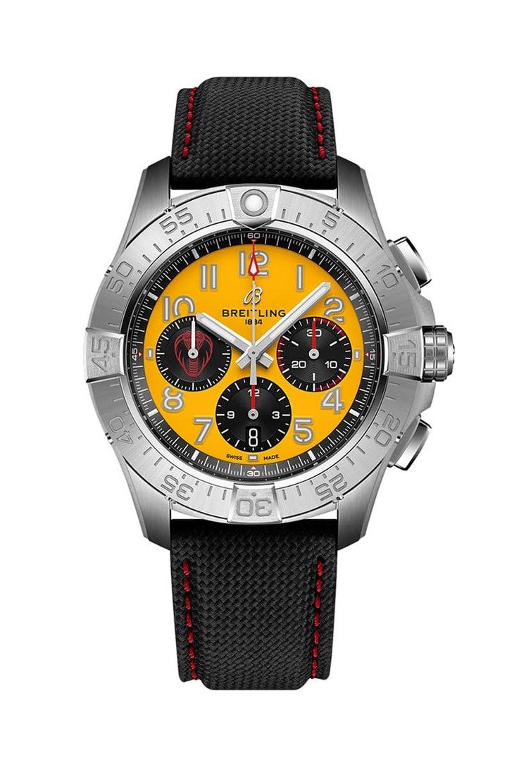 Avenger B01 Chronograph 44 Cobra Limited Edition