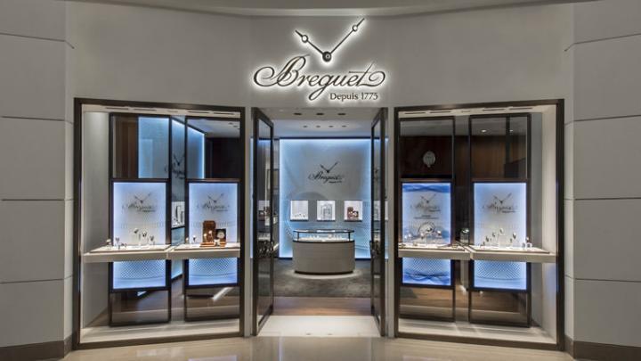 宝玑101精品专卖店隆重呈献三十款重量级陀飞轮腕表作品