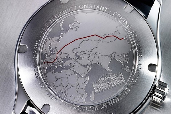 限量表的表底盖刻有挑战赛的徽标及行车路线
