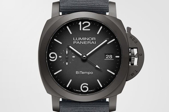 Luminor BiTempo纽约版以黑色DLC制作表壳，搭配回收PET材质表带，其成份中有68%为回收物料。