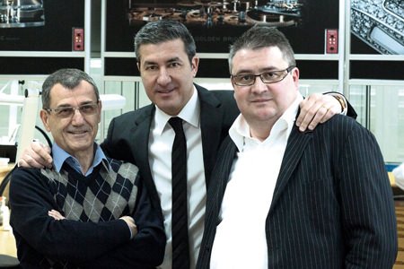 从左至右: Vincent Calabrese, Antonio Calce, Laurent Besse