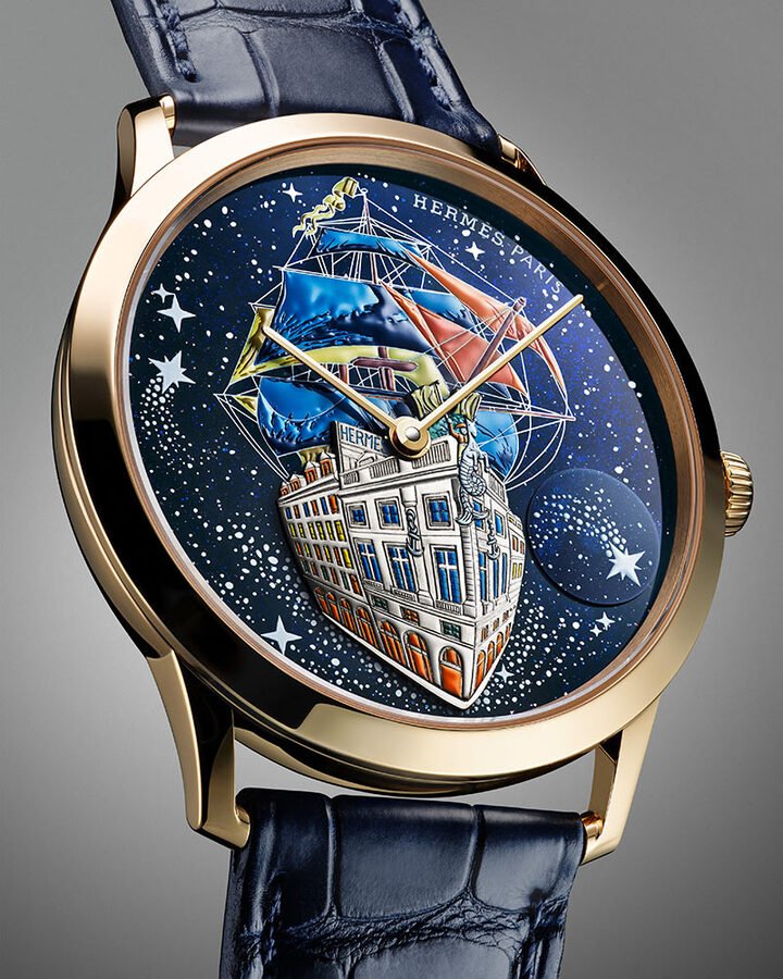 Slim d‘Hermès Flagship工艺腕表限量12只，灵感来自Dimitri Rybaltchenko设计的同名丝巾作品。