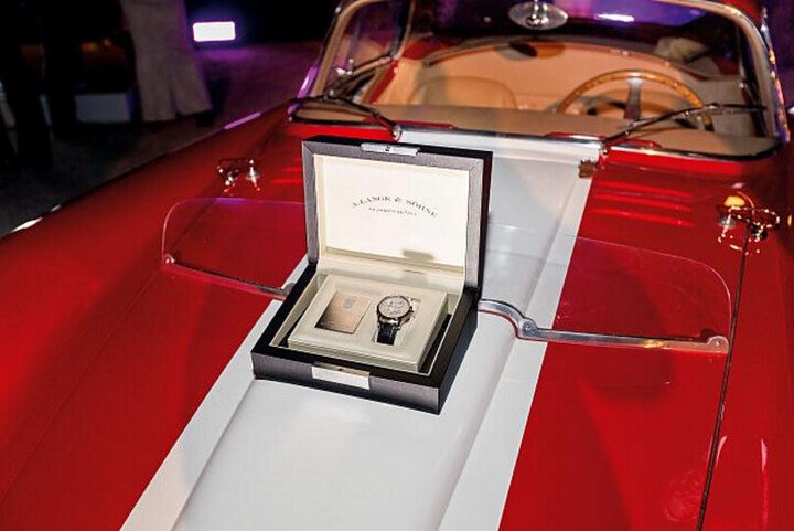 Lange 1 Time Zone “Como Edition”及最漂亮车款MASERATI A6 GCS