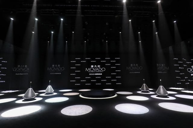 灯光秀，图片来源于摩凡陀