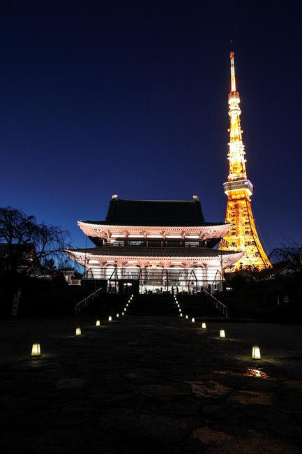 增上寺前的蓬房和东京塔