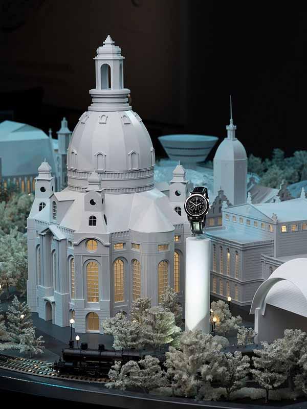 朗格迷你铁路场景呈现1815系列的隽永风采