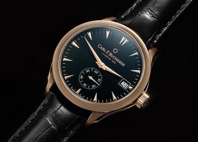 小三针搭配3点钟小日期的格局虽然不如A1000系那么有特色，但古典的样貌却让它有更大的发展性