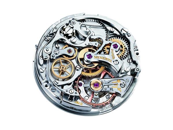 万宝龙自制MB M13.21手动上链机芯，55小时动力储存