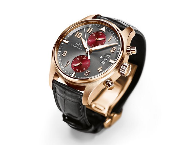 IWC飞行员喷火战机计时腕表特别版「2014 翠贝卡影展旷世绝品」（型号：IW387811）
