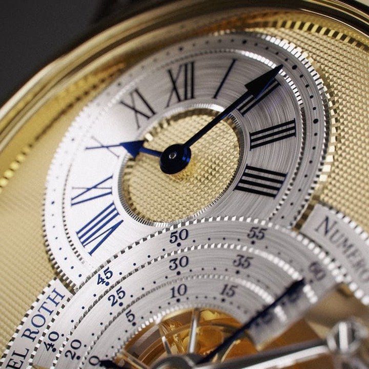 DANIEL ROTH加入LOUIS VUITTON后首款作品Tourbillon Souscription正式发表，目的是向品牌经典杰作2187/C187陀飞轮致敬。