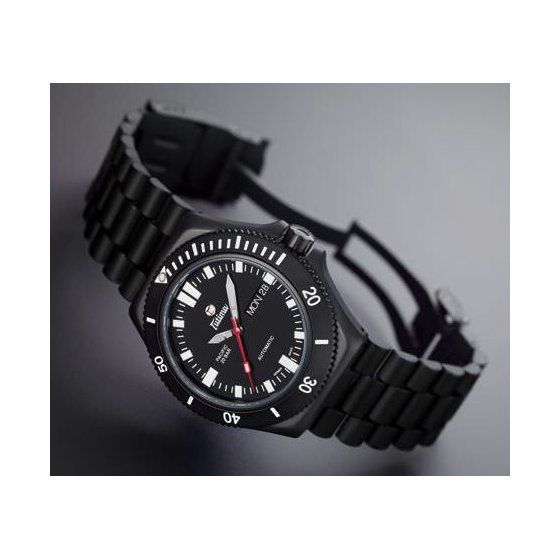 PACIFIC BLACK by Tutima