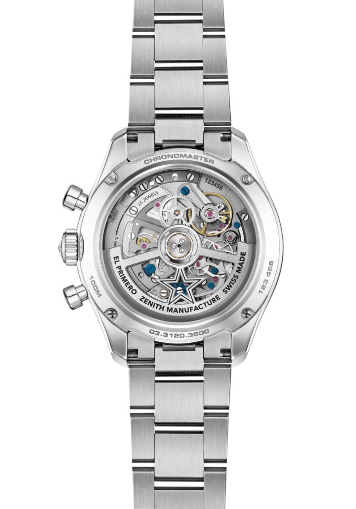 真力时（ZENITH）最新一代传奇计时机芯 ——El Primero 3600 机芯。该机芯以 5 赫兹（每小时 36,000 次）振频运行，配备硅质擒纵轮，使计时指针每 10 秒旋转一圈，计时可精确至十分之一秒。60 小时动力储存与停秒装置，确保了腕表的稳定性与精准度。透明蓝宝石表背可呈现机芯的精巧构造，包括蓝色导柱轮、水平离合器以及饰有真力时（ZENITH）星形标志的镂空摆陀。