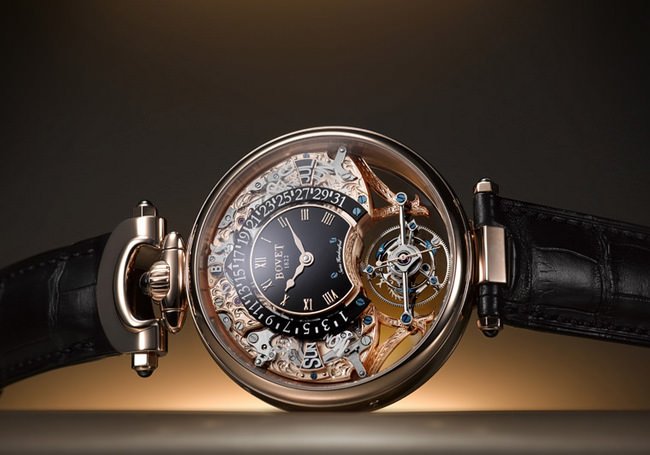 Tourbillon Virtuoso III是Grand Complications复杂功能腕表的新成员，为系列更添实用功能之余， 更为高级腕表国度注入瑰丽的艺术色彩，激活工艺技术水平，传承 BOVET 优良传统